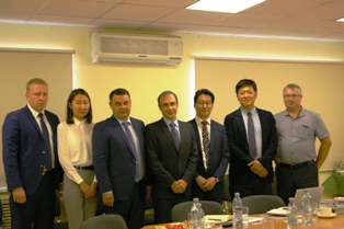 Встреча в офисе АО «ЭНЕРГОСЕРВИС» представителей «Страны Утренней Свежести» из Hyundai Heavy Industries (HHI) с пулом пермских компаний, специализирующихся на проектах генерации в России